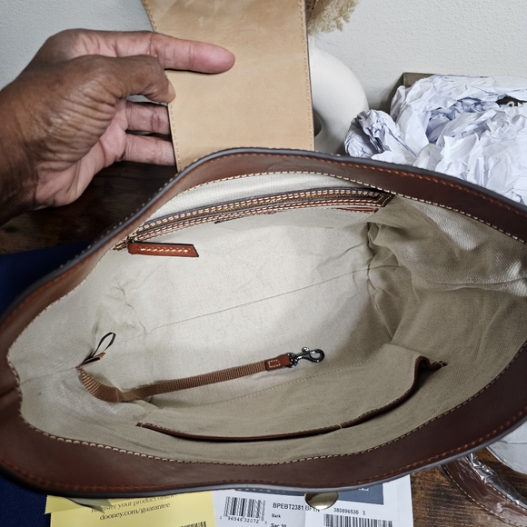 Dooney & Bourke Tan Leather Crossbody Bag - Picture 8 of 12
